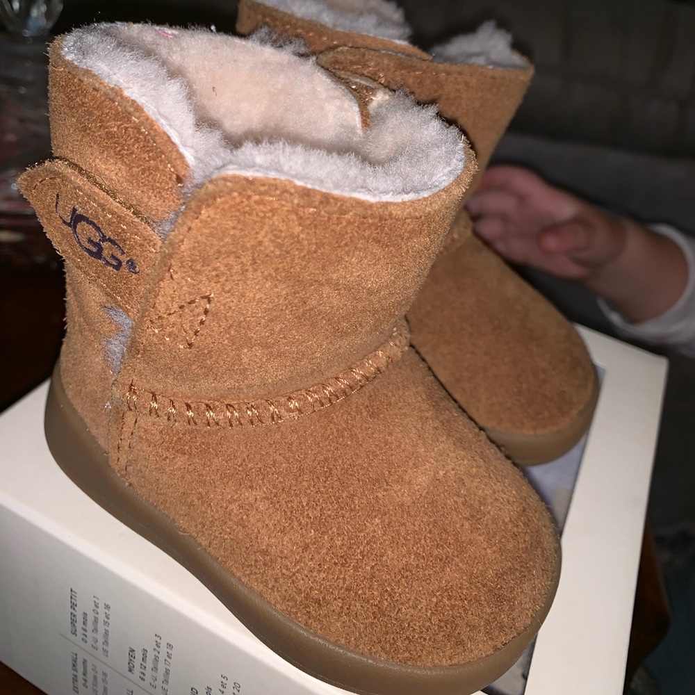 Infant Ugg Size 1